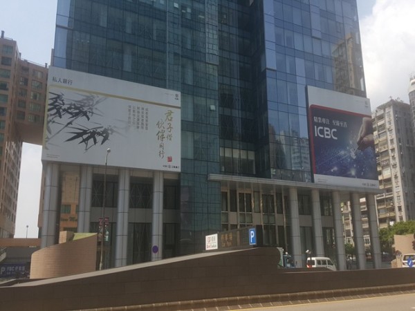 大型户外广告喷绘写真厂家